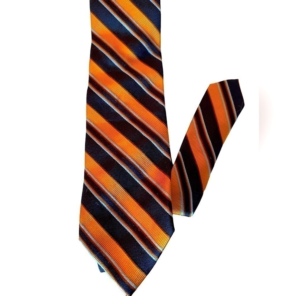 Paul Fredrick silk tie, blue and gold.